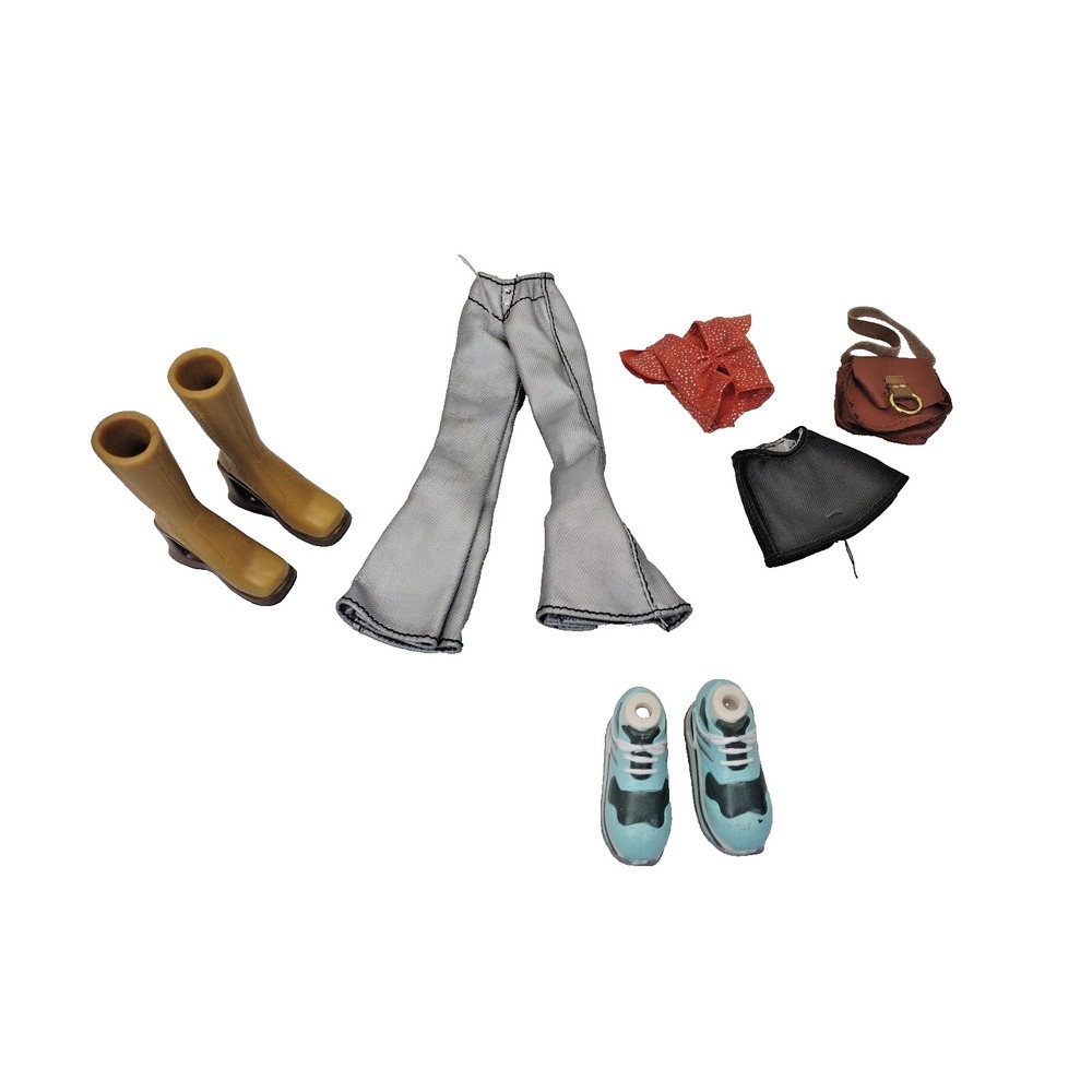 Lot of  Bratz Doll Boots Sneakers Pants Shirt Skirt Purse MGA Vintage